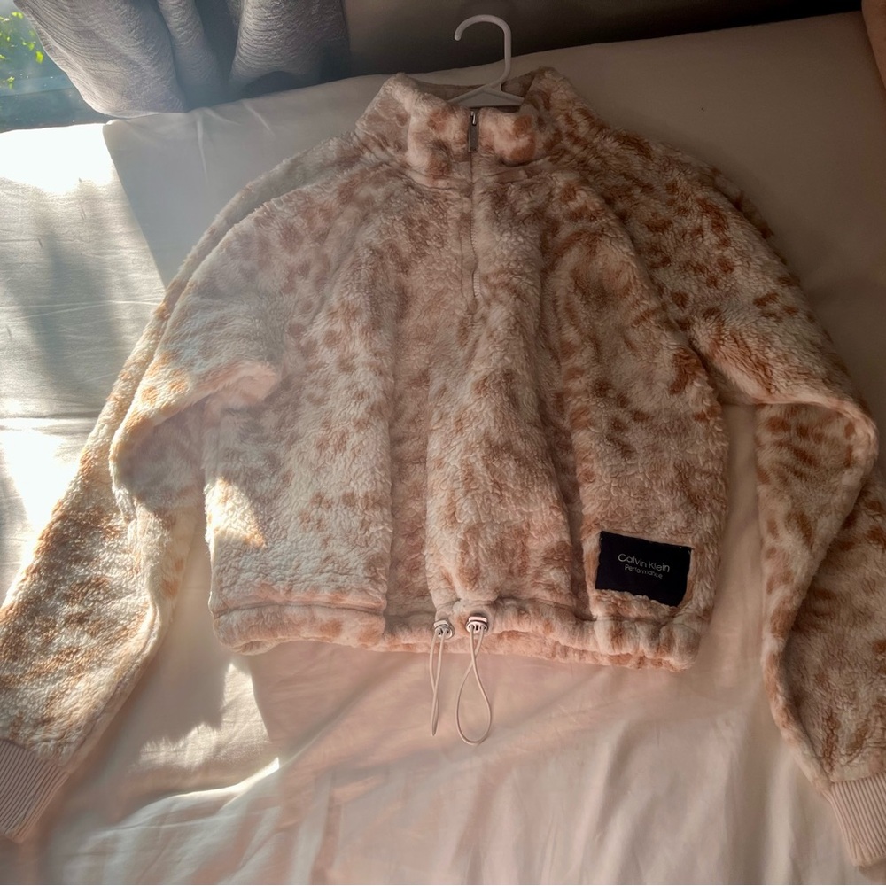 Calvin Klein Cream and Brown Sweater